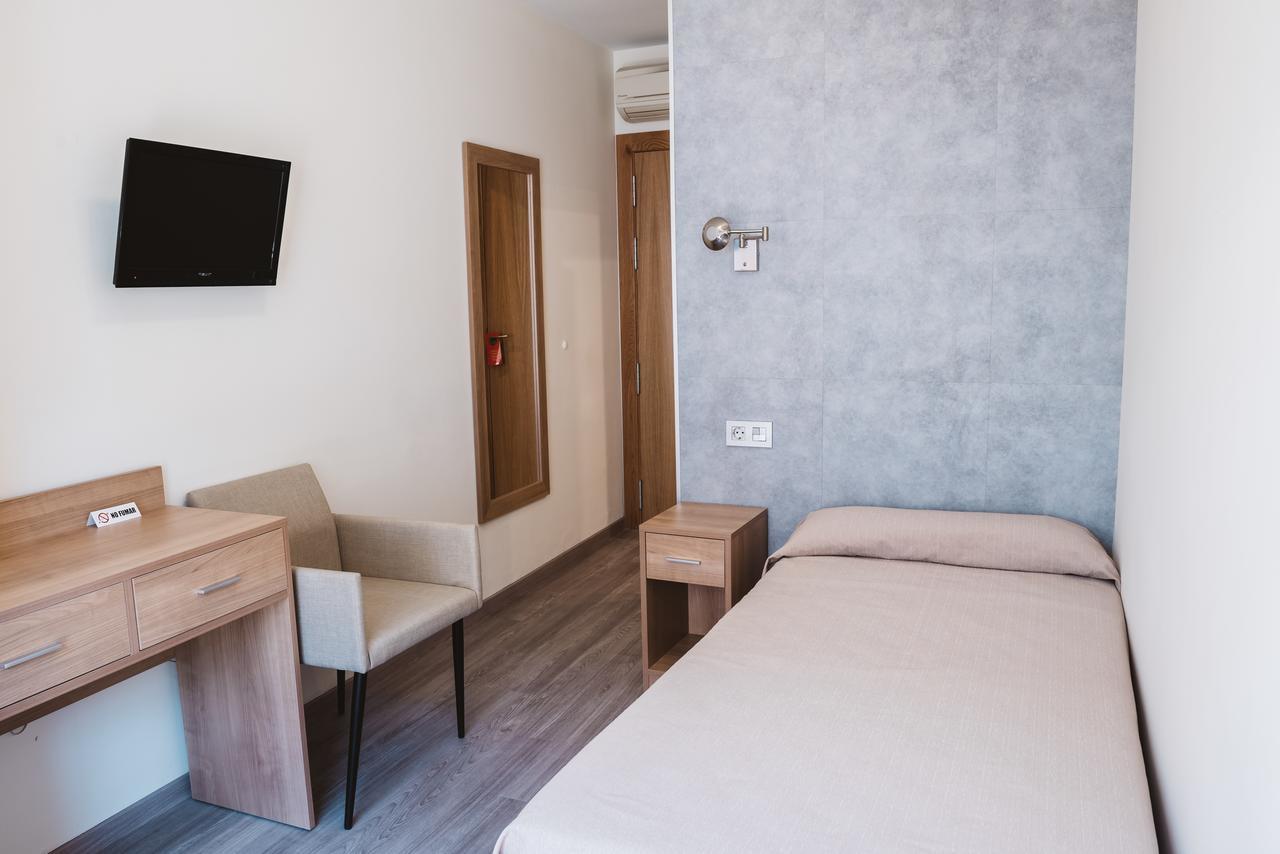 Hotel Celymar Benidorm Bagian luar foto