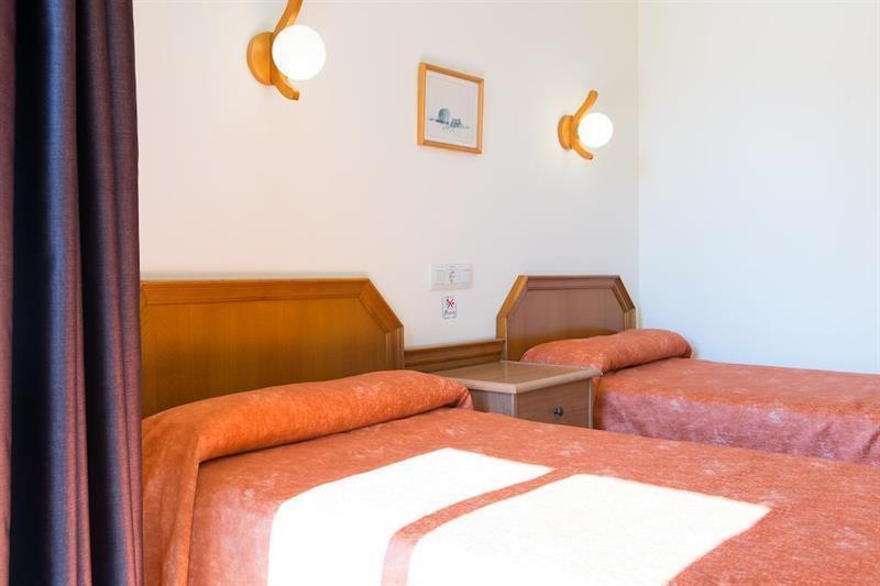 Hotel Celymar Benidorm Bagian luar foto